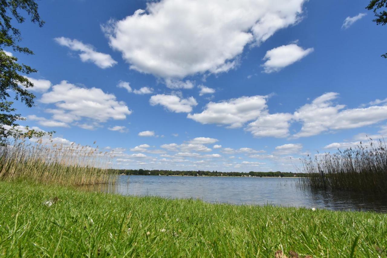 Seepark Hotel Am Wandlitzsee 外观 照片