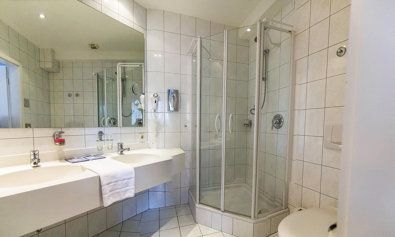 Seepark Hotel Am Wandlitzsee 外观 照片
